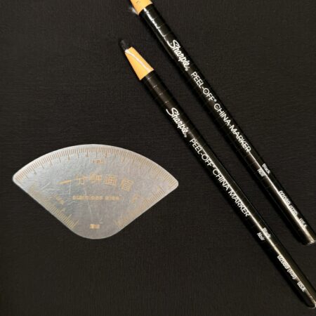 Combo Half Moon Eyebrow Ruler With 2 Grease Pencils